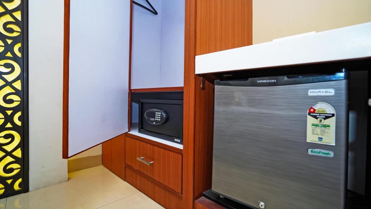 Hotel Pooja Palace Νέο Δελχί Εξωτερικό φωτογραφία