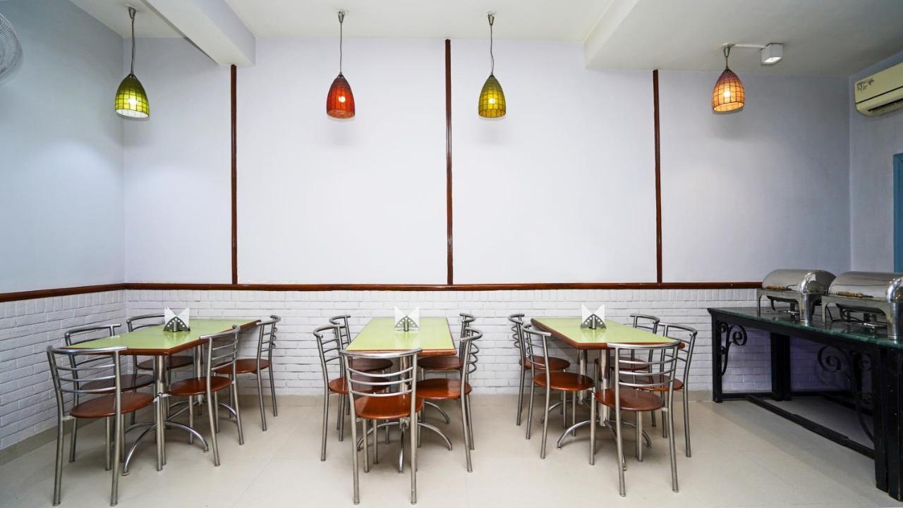 Hotel Pooja Palace Νέο Δελχί Εξωτερικό φωτογραφία